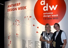 De organisatie van Antwerp Design Week (ADW) - van 1 t/m 5 juni 2025 wordt de stad Antwerpen en wijde regio opnieuw het decor voor dit grootste design event van België - was ook present op Maison&Objet, waar Emma Vanbeckevoort (links) en Kato Theuns de juiste uitleg gaven over het event.