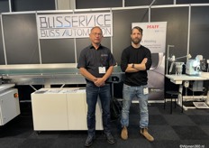 Henk-Jan en Martijn Bloemhof van Blisservice, die naai machines leveren voor ateliers. 